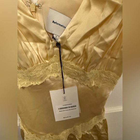 Reformation Stasia Dress - Picture 3 of 3